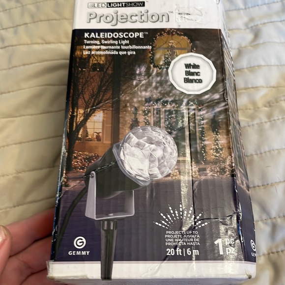 COPY - COPY - Open box pallet target return kaleidoscope projector snow Christm… - Picture 5 of 8
